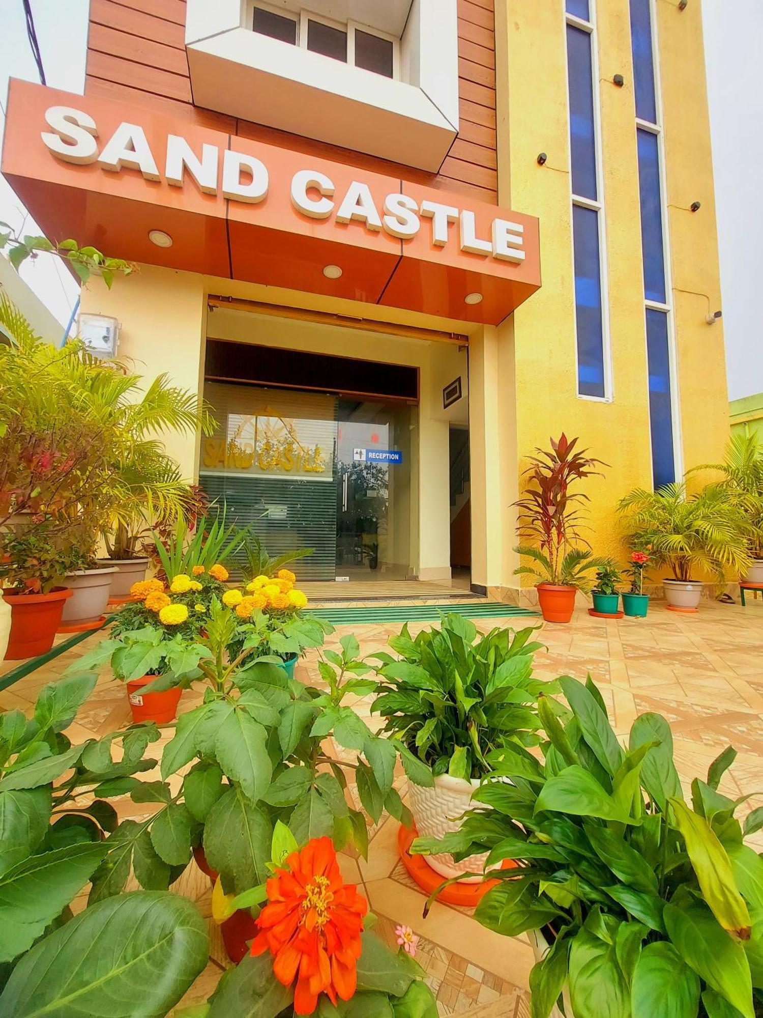 Sand Castle Конарк Екстериор снимка